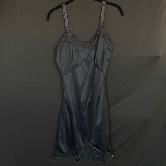 Vintage Black Lace Nighty - Picture 7 of 8